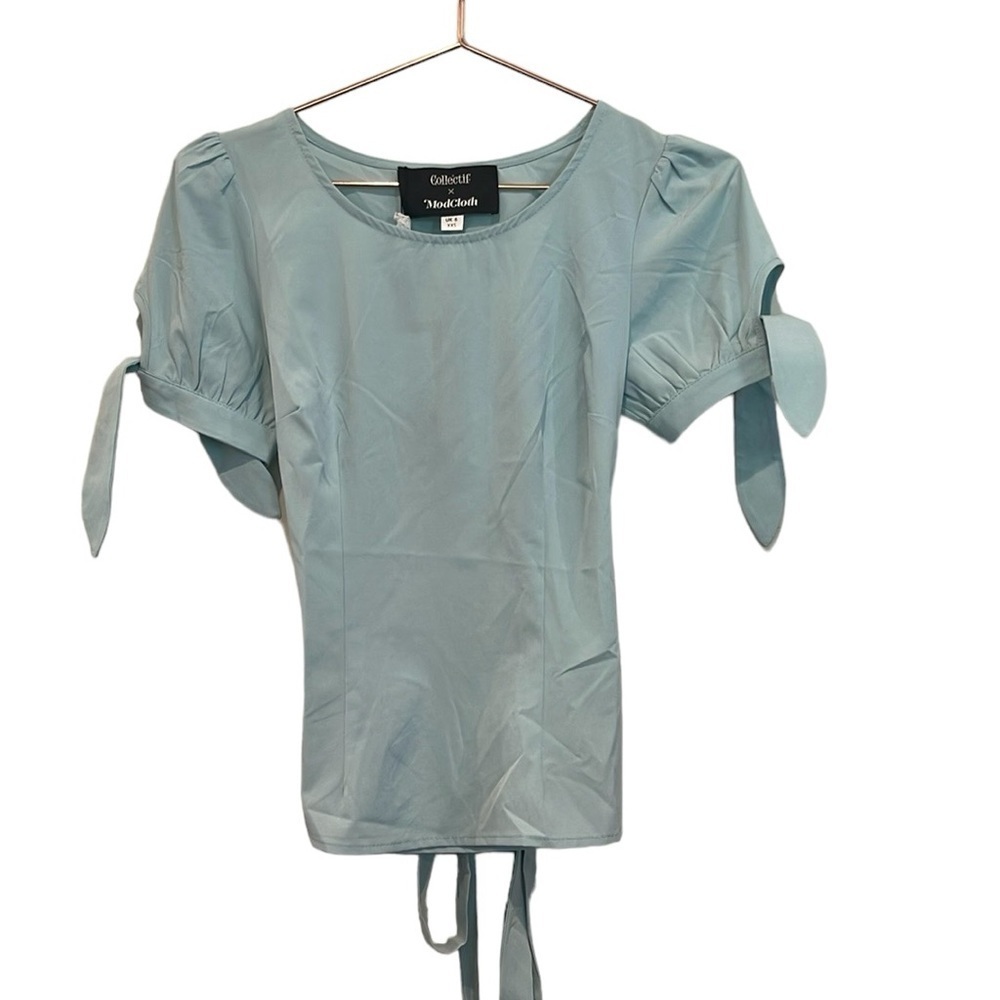Collector x ModCloth new blue Juliet blouse.  Size xxs